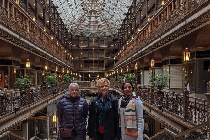 Guided Walking Tour: Downtown Highlights - Meeting Point and Start