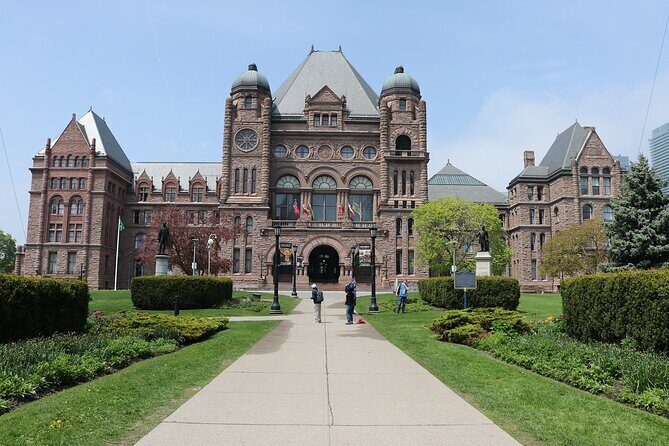 Guided Walking Tour in Toronto - The Sum Up