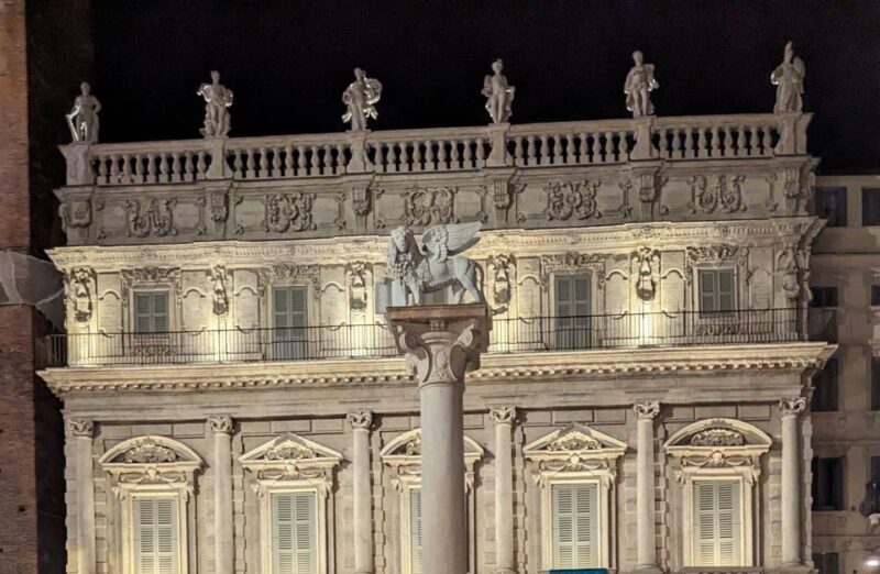 Guided Walking Tour in Verona - Key Points