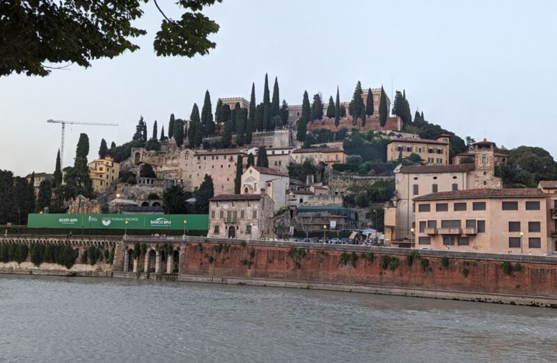 Guided Walking Tour in Verona - Tips for Enjoying Your Tour