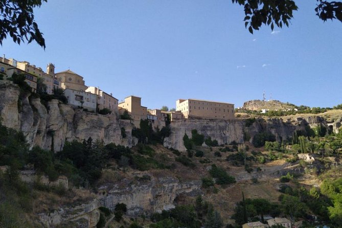 Guided Walking Tour of Cuenca - Accessibility and Participation