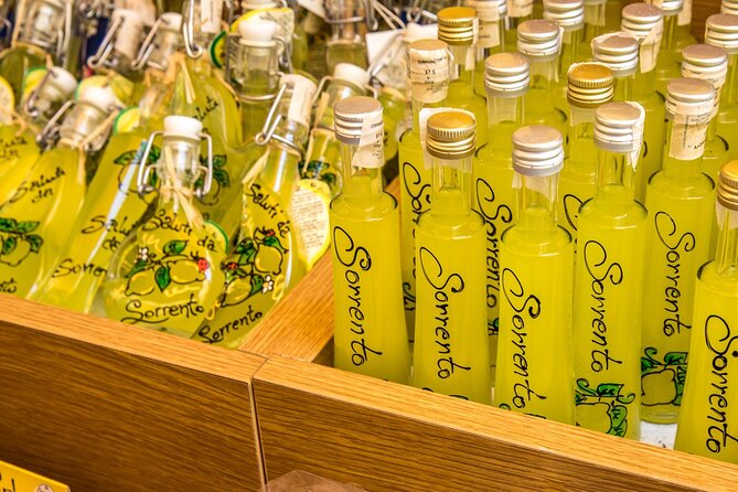 Guided Walking Tour of Sorrento & Street Food Experience - Admiring the Bay and Valley