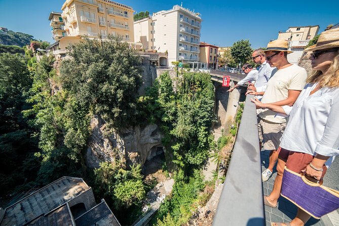 Guided Walking Tour of Sorrento & Street Food Experience - Discovering Local Artisan Crafts
