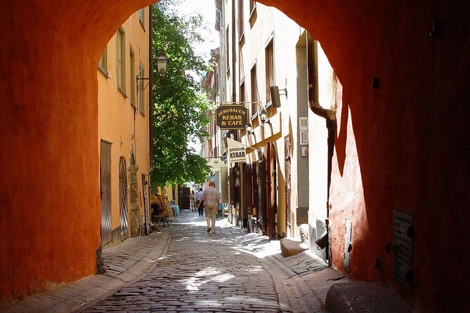 Guided Walking Tour: Stockholm Old Town (English or German) - Booking and Availability