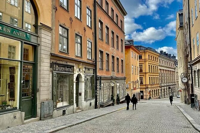 Guided Walking Tour: Stockholm Old Town (English or German) - Getting to the Meeting Point