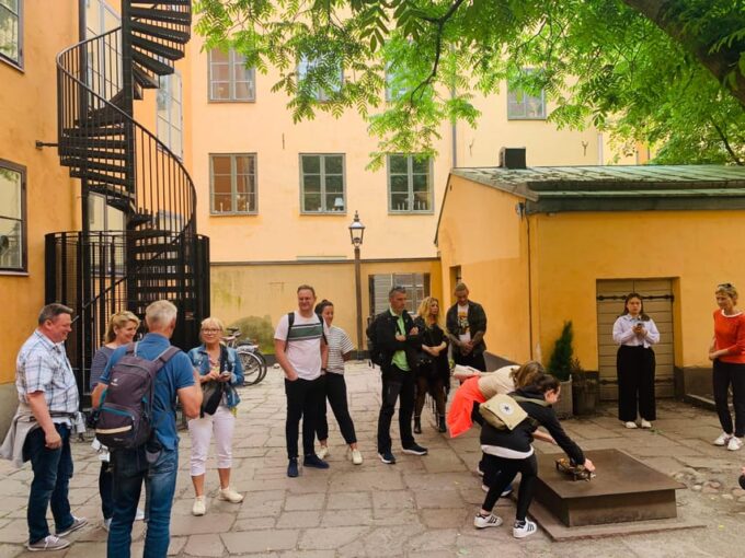 Guided Walking Tour: Stockholm Old Town (English or German) - Meeting Point and Duration