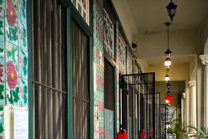 Guided Walking Tour to the Historical Attractions in Farrer Park - Unique Insights