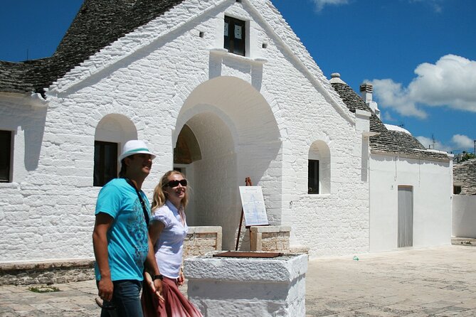 Guided Walking Tour With a Native to the Trulli of Alberobello - Exploring Locorotondos Picturesque Streets