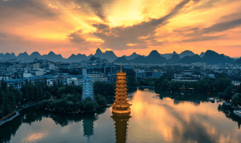 Guilin City Highlights Day Tour With Local Delicous Lunch - Elephant Trunk Hill
