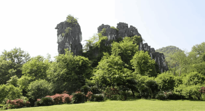 Guilin City Highlights Day Tour With Local Delicous Lunch - Tour Availability