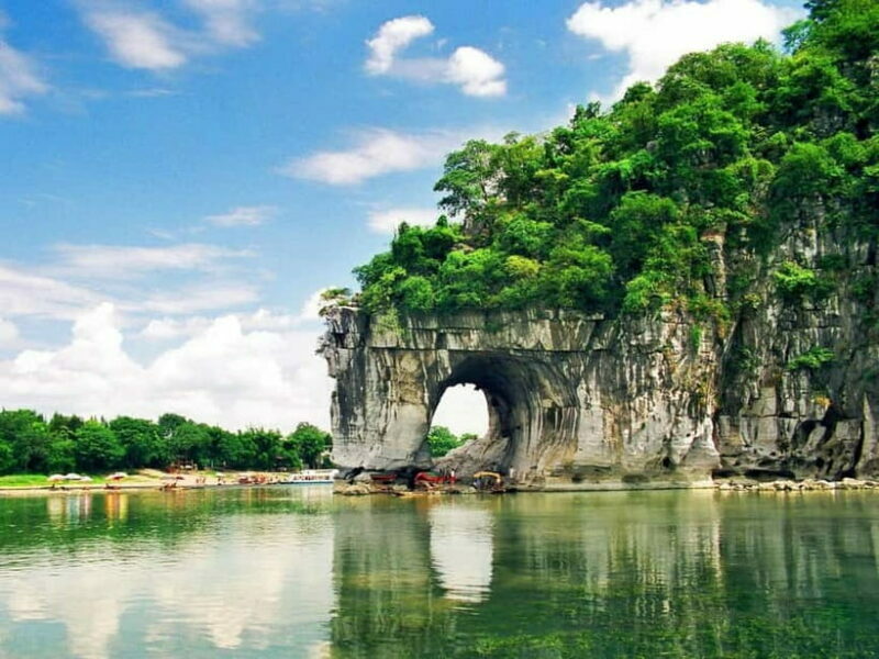 Guilin: City Tour with Elephant Hill & Ming Tea Tasting - Key Points