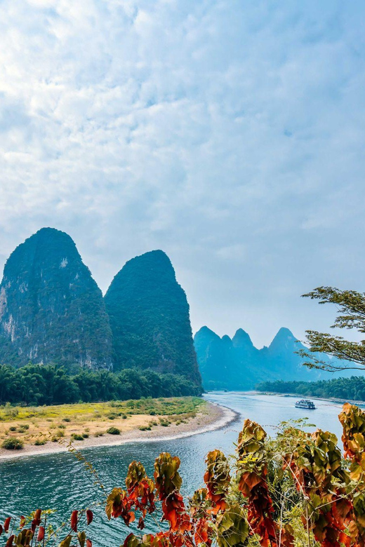 Guilin: Elephant Trunk Hill, Reed Flute Cave & Daxu Old Town - Key Points