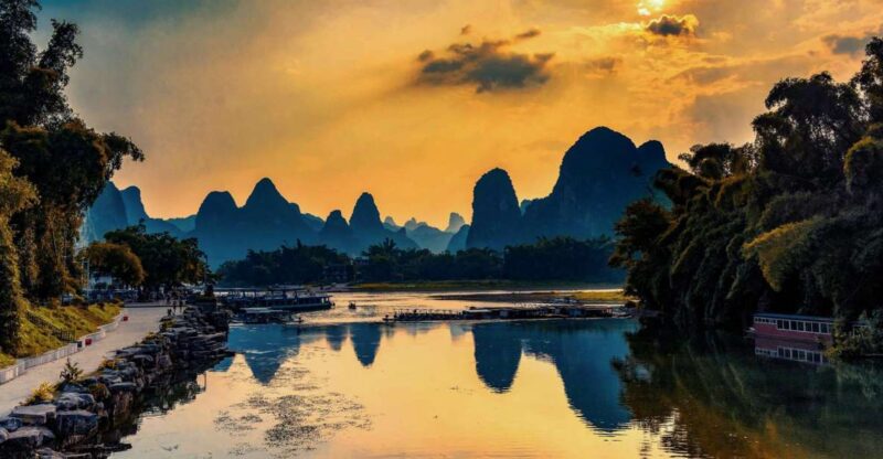 Guilin Highlight Sightseeing Private Day City Tour - Pricing and Duration