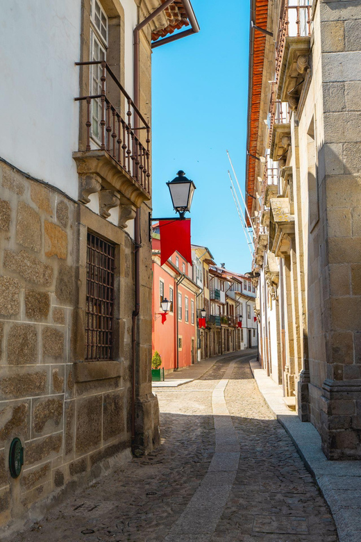 Guimarães: 1 Day With Lunch, Here Portugal Was Born! - Itinerary Details