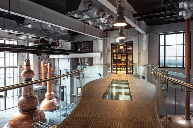 Guinness Storehouse, Irish Whiskey Experience and Brazen Head - Whiskey Samples and Cocktail