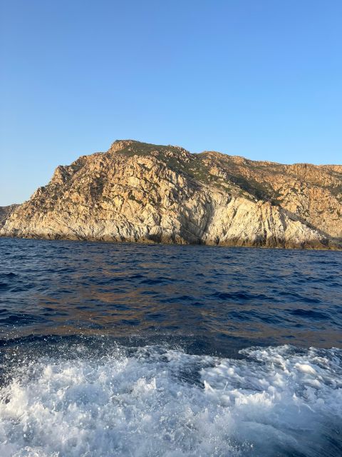 Gulf of Calvi & Sunset Aperitif - Passenger Capacity