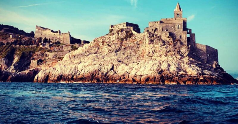 Gulf of the Poets - Day Tour With Snorkeling & Lunch - Key Points
