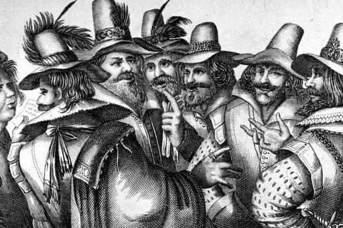 Gunpowder, Treason, and Plot: A Dastardly London Walking Tour - The Tower of London and Its History
