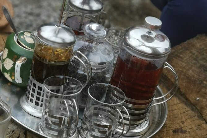 Guria Tour - Tea Road - Anasouli Factory: Fruit Vodka and Tea Tasting