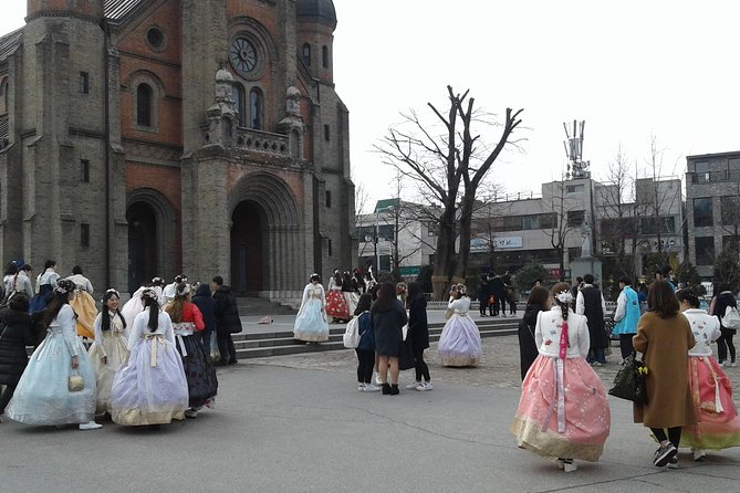 Gwangyang Maewha Flower and Jeonju Hanok Village 1 Day Trip From Seoul - Pricing and Inclusions