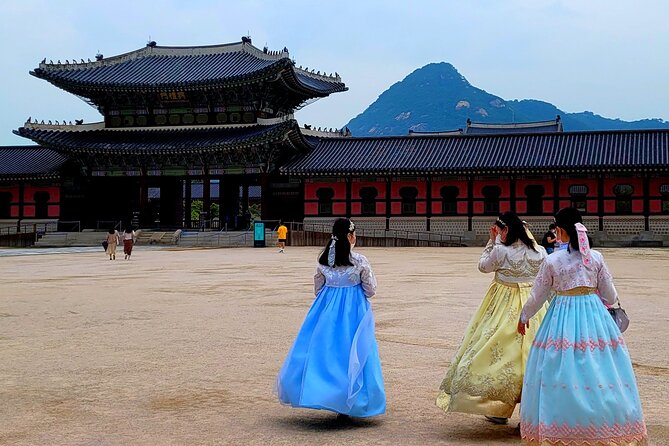 Gyeongbokgung Palace and Seoul Highlights (Small Group) - Meeting and Pickup