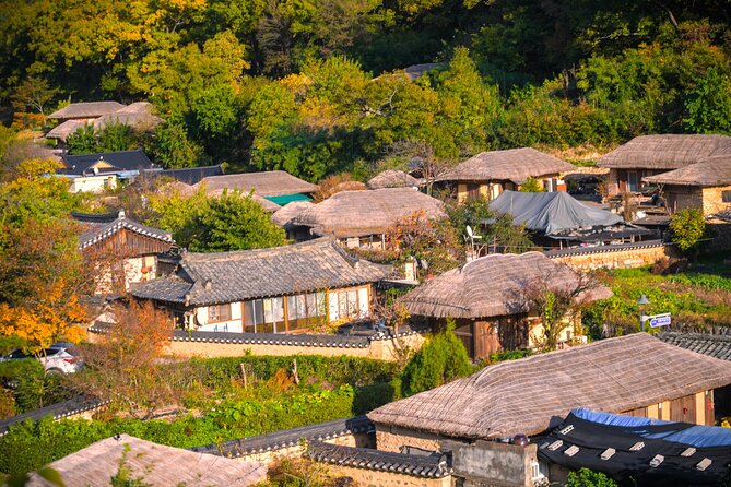 Gyeongju UNESCO World Heritage Guided Day Tour From Busan - Group Size and Transportation