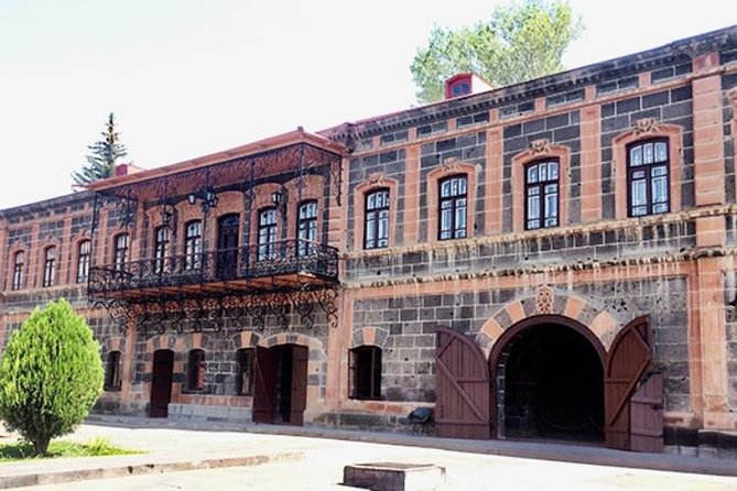 Gyumri Transfer to or From Yerevan - Traveler Participation and Accessibility