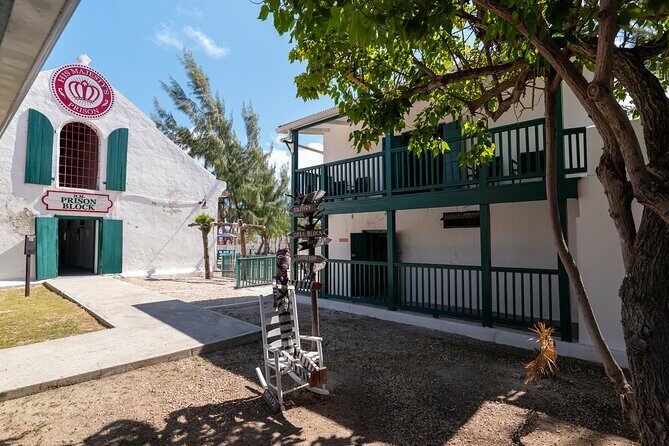 H. Majestys Prison Tour and Grand Turk Film Experience - Key Points