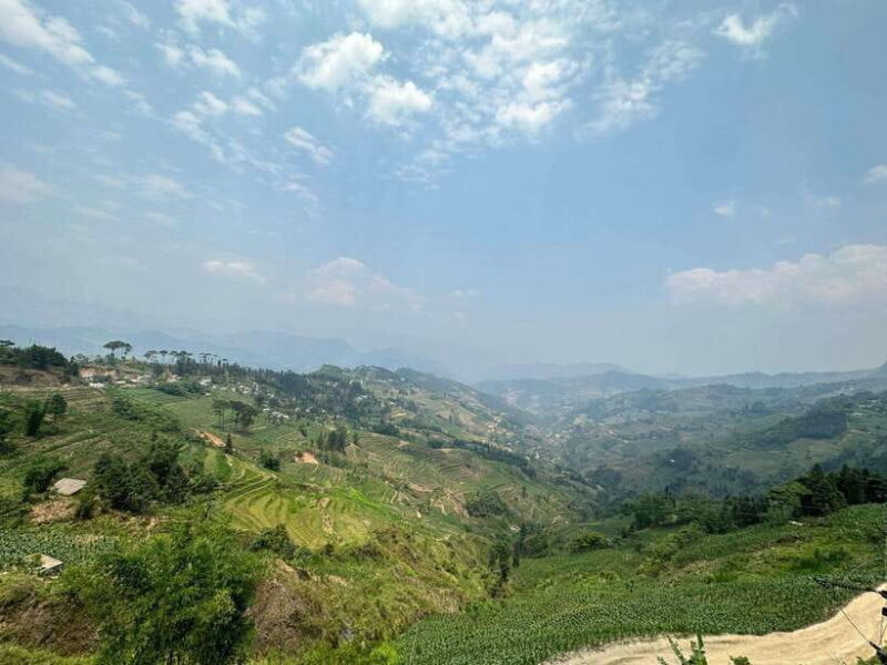 Ha Giang: 1-Day Loop Tour With Hmong Brothers - Quyet Tien Waterfall