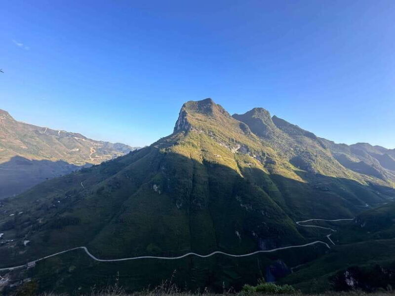 Ha Giang: 2-Day Loop Tour With Hmong Brothers - Arriving in Dong Van Old Town