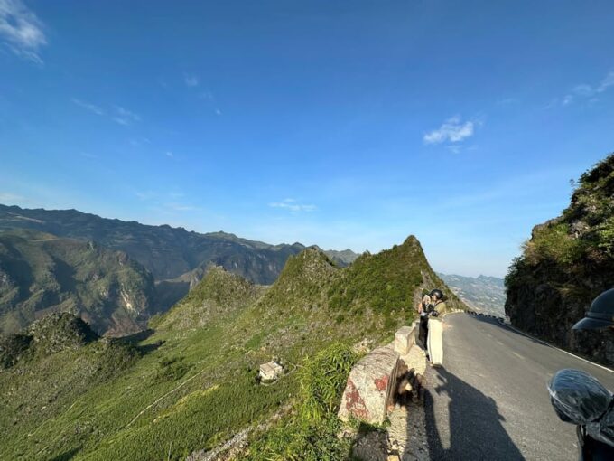 Ha Giang: 3-Day Loop Tour With Hmong Brothers - Local Hmong Guides