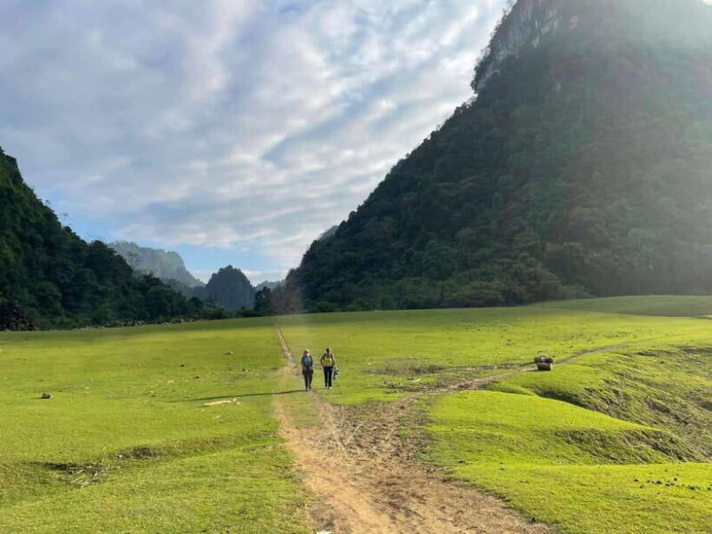 Ha Giang: 4-Day Cao Bang Loop Motorbike Tour - Day 1: Departing From Cao Bang City