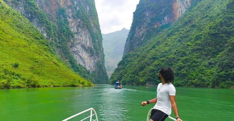 Ha Giang: 4-Day Loop Tour Easy Rider (From Hanoi or Sapa) - Included Services