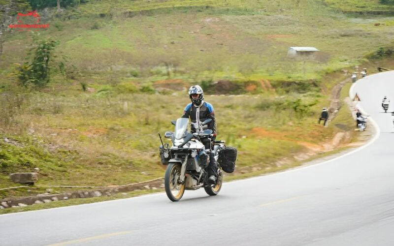 Ha Giang Loop 2 Days 1 Night - Motorbike Tour From Hanoi - Lung Cu Flagpole and Ma Pi Leng Pass