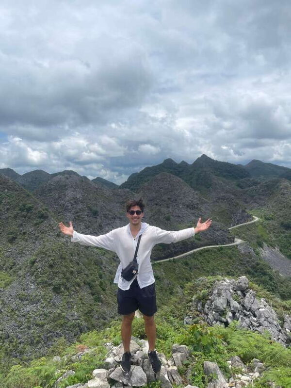 Ha Giang Loop 4 Days Luxury Motorbike Tour With Easy Driver - Tour Overview and Pricing