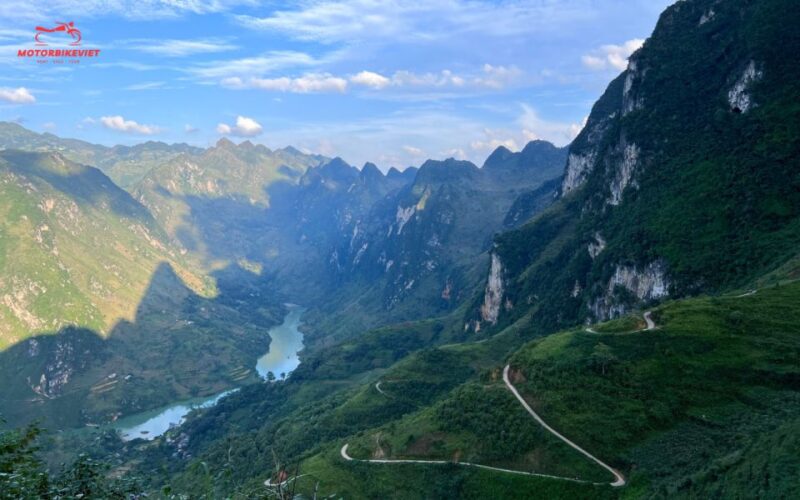 Ha Giang Loop Motorbike Tour 2 Days 1 Night - Heaven Gate