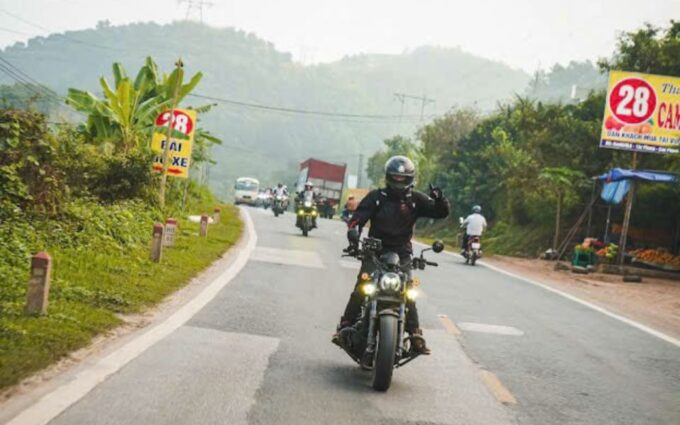 Ha Giang Loop Motorbike Tour 2 Days 1 Night - Inclusions and Information