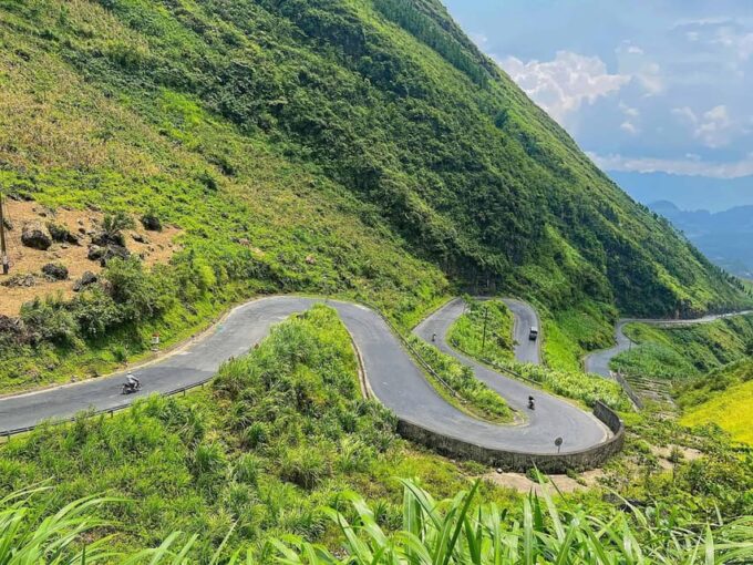 Ha Giang Loop Tour 4 Days Self-Driving ( From Hanoi or Sapa) - Tour Guide and Support