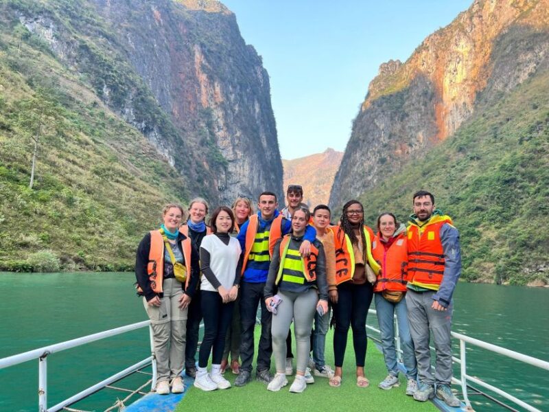 Ha Giang Majestic Tours -3days Self Driving - Bus Included - Boat Riding on Nho Que River