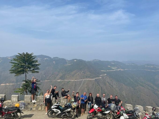 Ha Giang Majestic Tours -3days Self Driving - Bus Included - Visiting Dong Van Old Town and Market