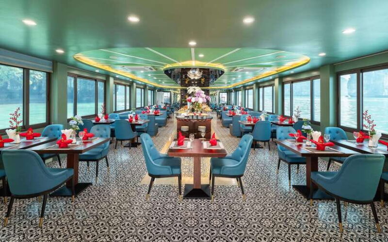 Ha Long & Bai Tu Long Bay Cruise Wt Kayakking & Buffet Lunch - Meals and Refreshments