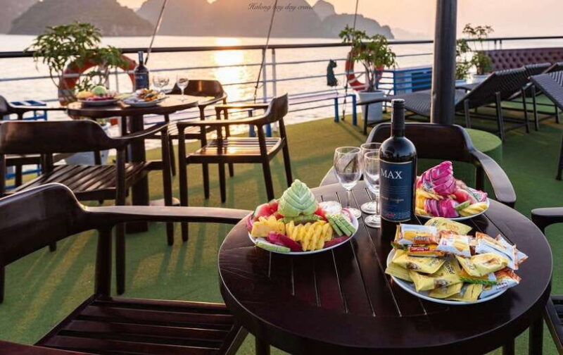Ha Long Bay 1 Day: Kayak, Swim, Surprise Cave, Titov Island - Itinerary