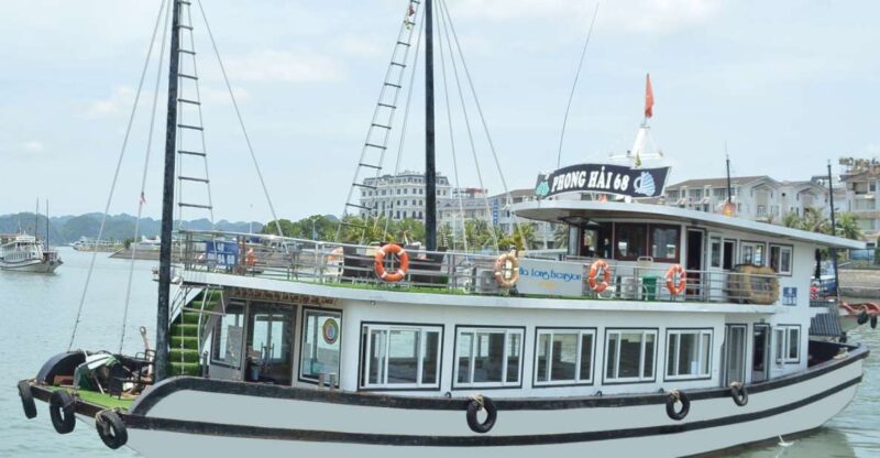 HA LONG Bay: 1 Day Trip From Ninh Binh (Finish in Hanoi) - Boat Cruise and Lunch