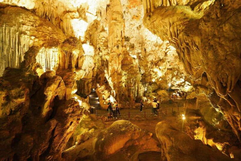 Ha Long Bay: 4.Hour Cruise With Caving, Kayaking, & Lunch - Key Points