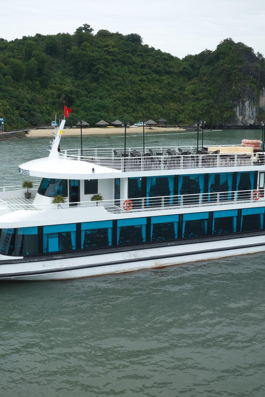 Ha Long Bay 4 Hours Trip by VDREAM Cruise in the Morning - Embarkation and Cruise