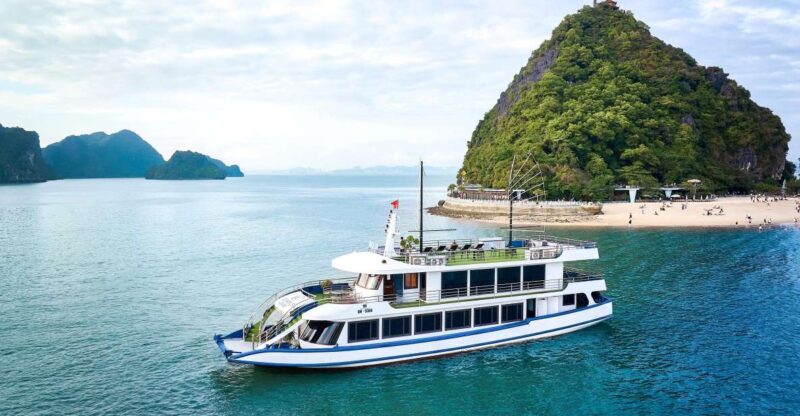 Ha Long Bay & Bai Tu Long 5* Cruise Wt Kayakking & Bf Lunch - Key Points