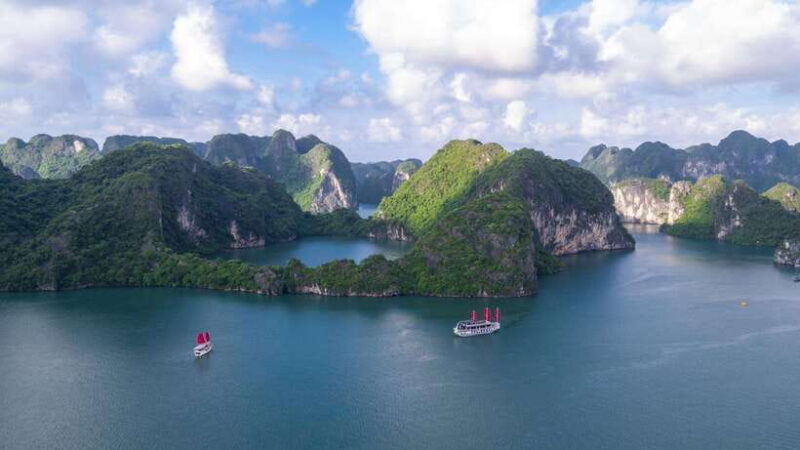 Ha Long Bay - Bai Tu Long Bay Luxury Boat Tour & Transfer - What to Bring