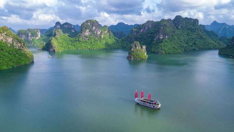 Ha Long Bay - Bai Tu Long Bay Luxury Boat Tour & Transfer - Customer Feedback