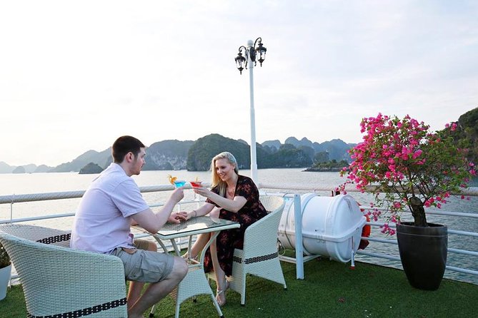 Ha Long Bay - Lan Ha Bay 3D2N on 5-star Cruises - Meeting and Pickup