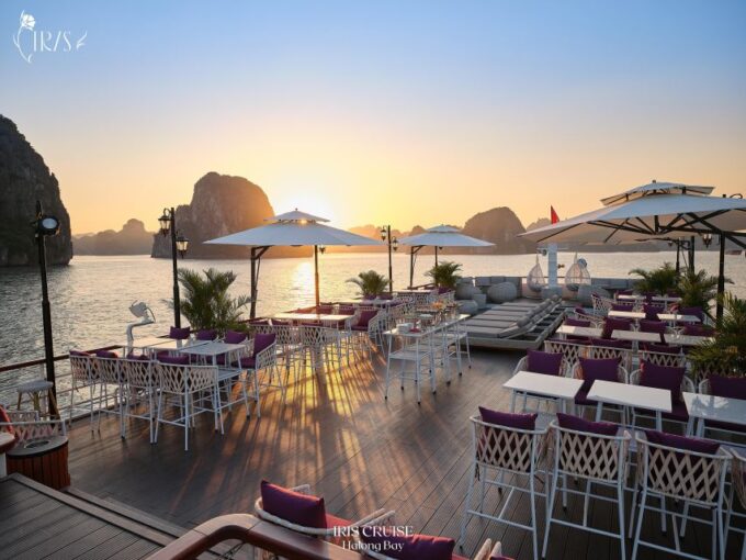Ha Long Bay: Luxury Day Cruise, Caves, Jacuzzi, Buffet Lunch - Unforgettable Halong Bay Experience